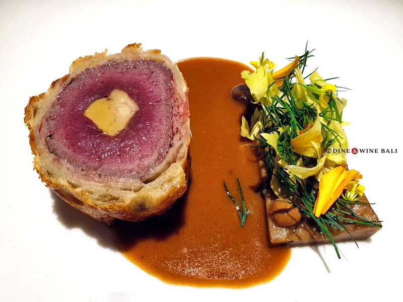 Dine & Wine Bali Best Restaurants & Culinary Guide Bali Foodies Notes Review Aperitif Restaurant & Bar Ubud Beef Wellington