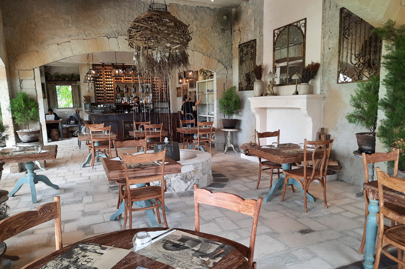 Dine & Wine Bali Restaurant Guide Spotlight En Route L'osteria Pizza e Cucina Canggu